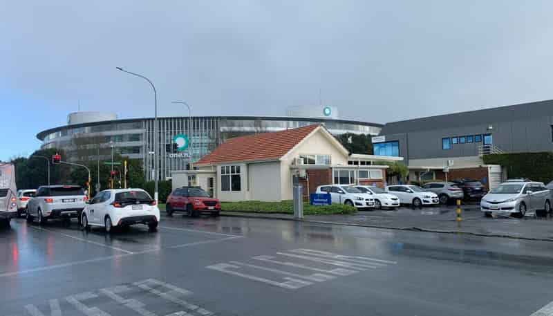 37 Taharoto Road, Takapuna