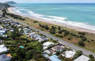 28A Moana Road, OKITU