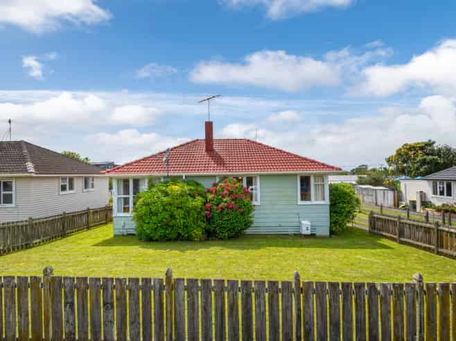 73 Greenslade Crescent, Northcote
