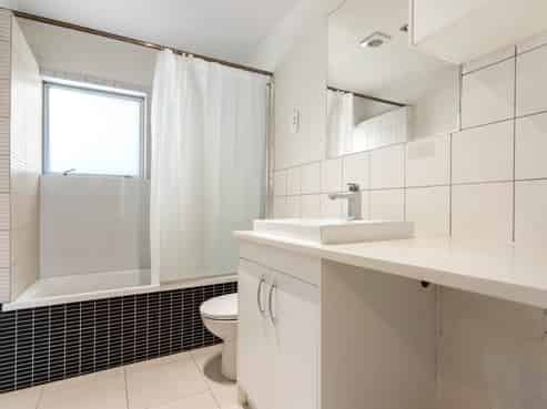 2/20 Juniper Road, Sunnynook