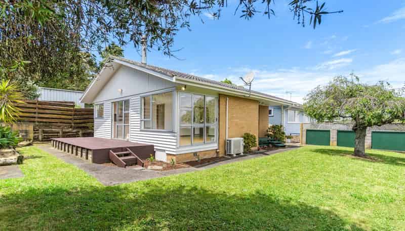 2/20 Juniper Road, Sunnynook