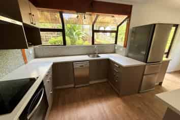 12 Sapphire Place, Bayview