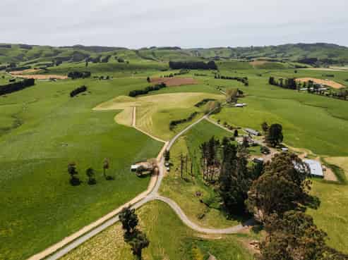 101 Logan Road, Balclutha