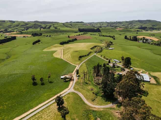 101 Logan Road, Balclutha