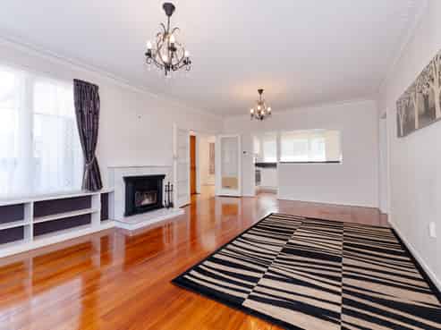 2/219 Don Buck Road, Massey