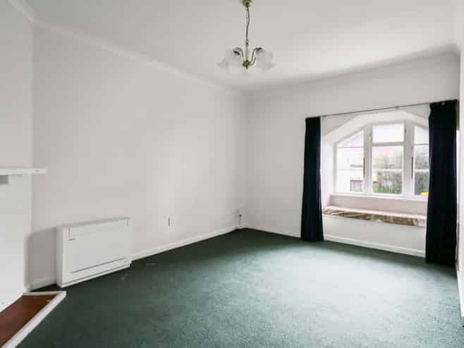 63-65G Whites Line East, Woburn