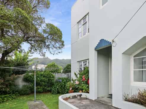 63-65G Whites Line East, Woburn