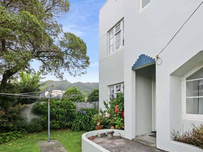 63-65G Whites Line East, Woburn