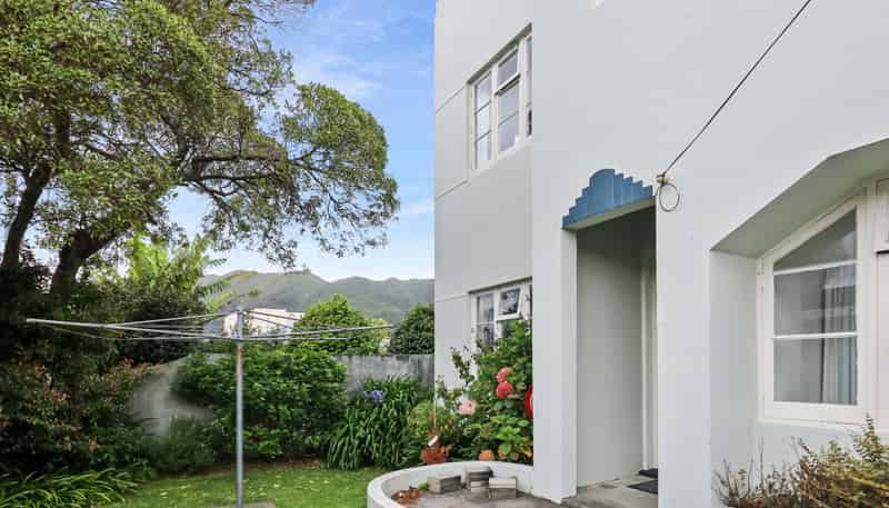 63-65G Whites Line East, Woburn