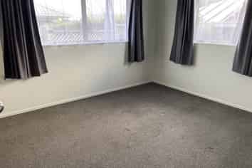 3 Swan Lane, Henderson