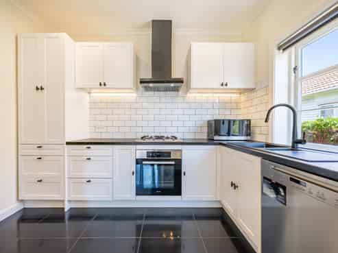 1/24 Mahoe Street, Belmont