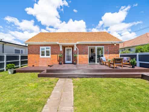 1/24 Mahoe Street, Belmont