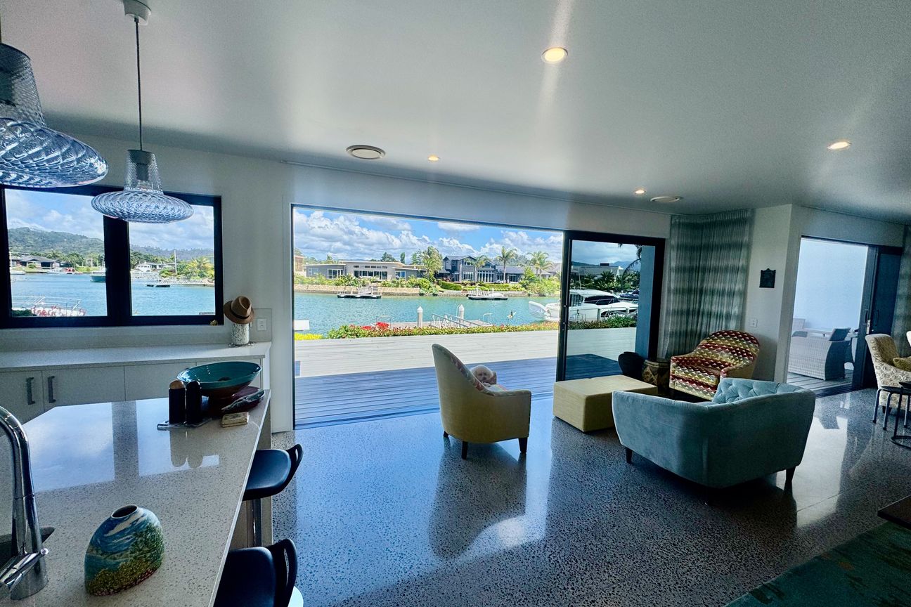 Contemporary canal comfort - Vista 4