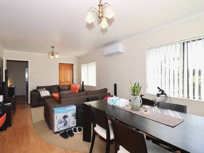 8A Bretton Lane, Mellons Bay