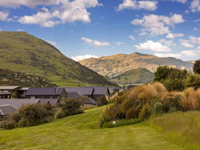 3 Cunninghams Drive, Jacks Point