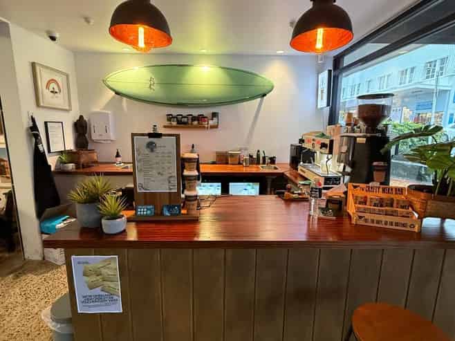 High Street Shop Take-over opportunity