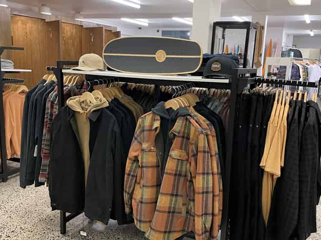 High Street Shop Take-over opportunity