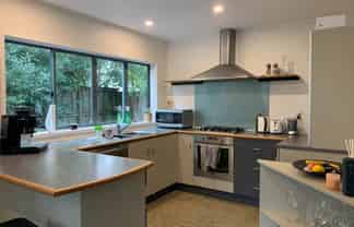 28a Lloyd Avenue, Mount Albert