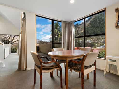 104 Hallenstein Street, Queenstown Central