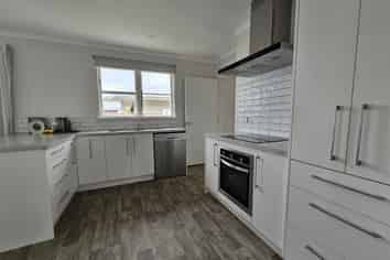 24 Winchester Street, Levin