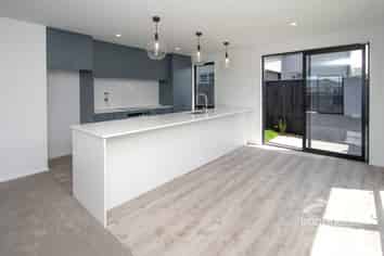 85 O'Reilly Road, Lincoln