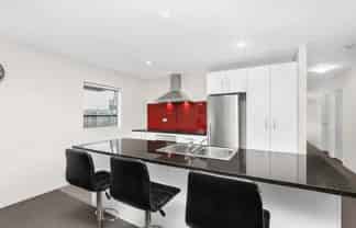 98 Popokatea Drive, Takanini