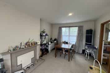 2/31 Bishop Street, Saint Albans