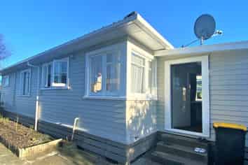 1/42 Parkers Road, Tahunanui