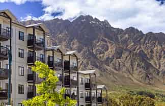 408/10 Copper Beech Avenue, Frankton