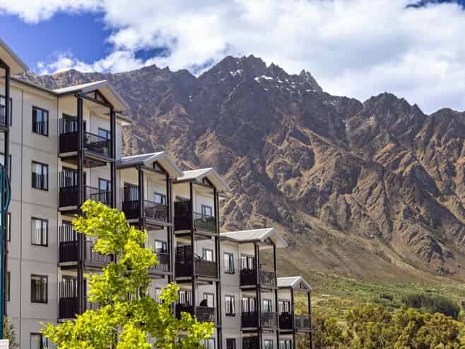 408/10 Copper Beech Avenue, Frankton