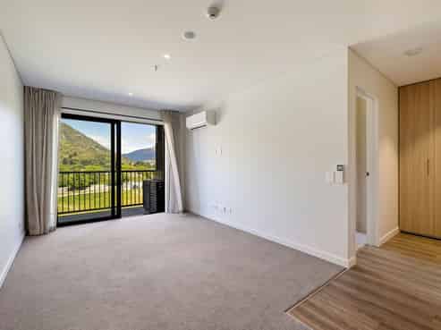 408/10 Copper Beech Avenue, Frankton