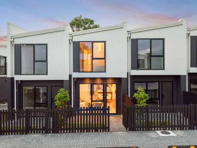 16 Handley Avenue, Narrow Neck