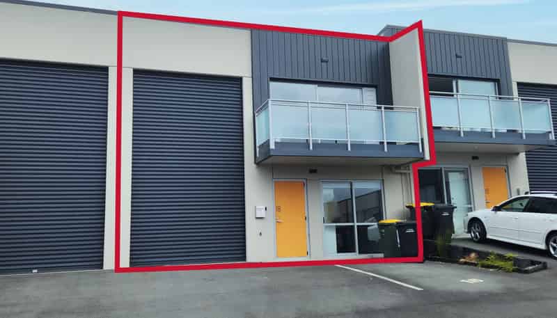 18/45 Karepiro Drive, Stanmore Bay