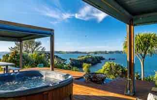 Share 2 Moturoa Island, Russell