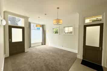 330 Downst Tinakori Road , Thorndon