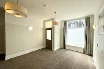 330 Downst Tinakori Road , Thorndon