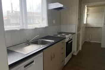 15 Te Rangitautahanga Road, Turangi