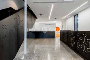 TOP QUALITY PONSONBY OFFICE