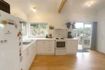 33a Shakespeare Road, Bluff Hill