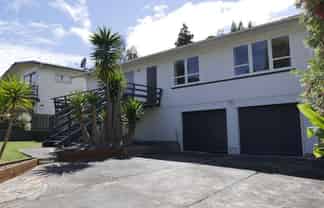 28 Memorial Drive, Parahaki