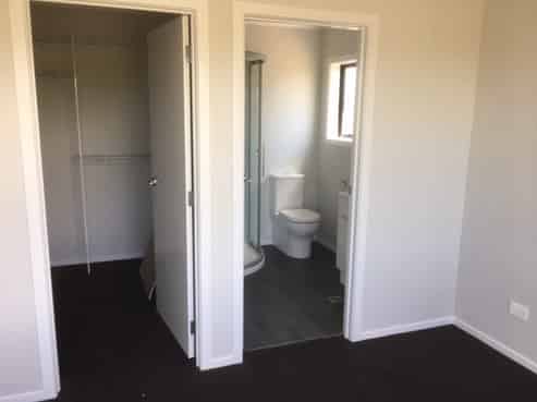 12 Retallick Place, Flagstaff