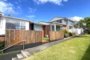 2/10 Park Avenue, Takapuna