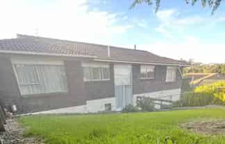 10 Sunnyridge Place , Hillsborough