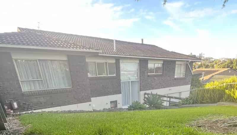 10 Sunnyridge Place , Hillsborough