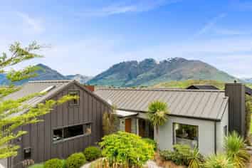 2 Jacks Point Rise, Jacks Point