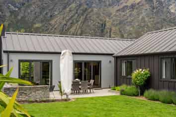 2 Jacks Point Rise, Jacks Point