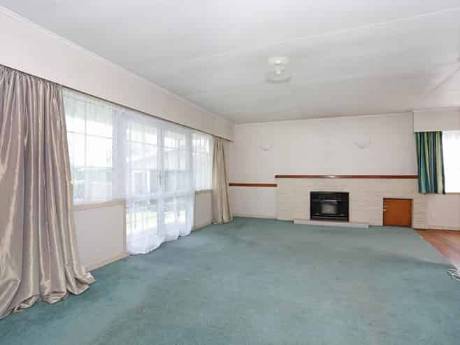 7-9 Kensington Road, Marton