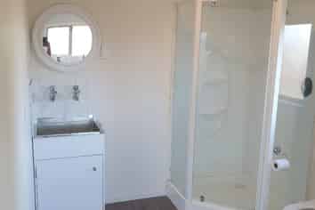 496 B Wortley Road, Inglewood