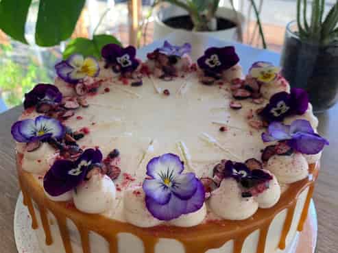 Thriving Cafe In Prime Position