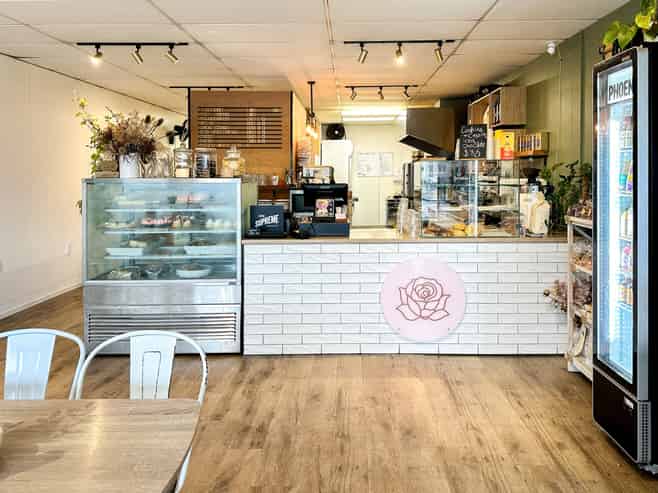 Thriving Cafe In Prime Position